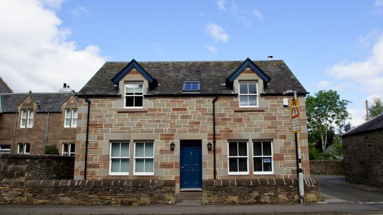 Fire Station Cottage Comrie Exteriér fotografie